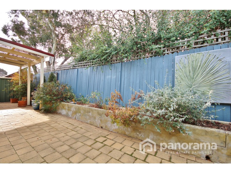 1/299A George Street, Bathurst NSW 2795