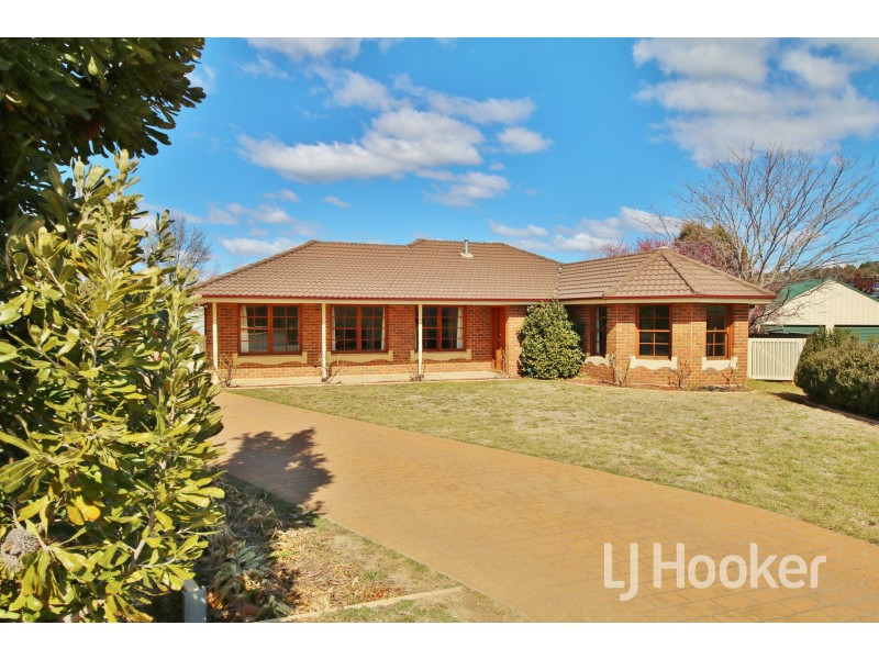 14 Weal Place, Windradyne NSW 2795