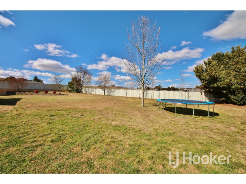 14 Weal Place, Windradyne NSW 2795