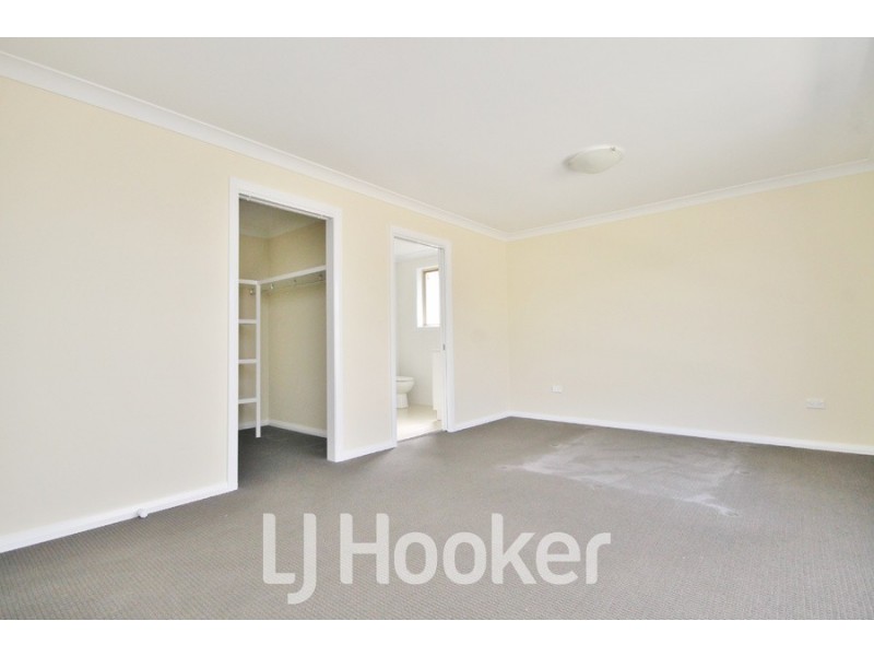 7 Carlyle Avenue, Llanarth NSW 2795