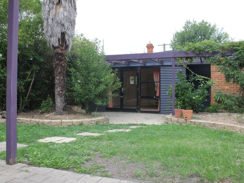 201 Bentinck St, Bathurst NSW 2795