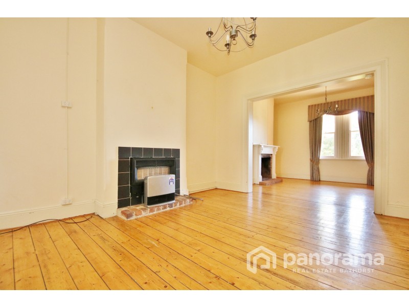 274 Rankin Street, Bathurst NSW 2795