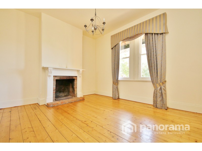 274 Rankin Street, Bathurst NSW 2795