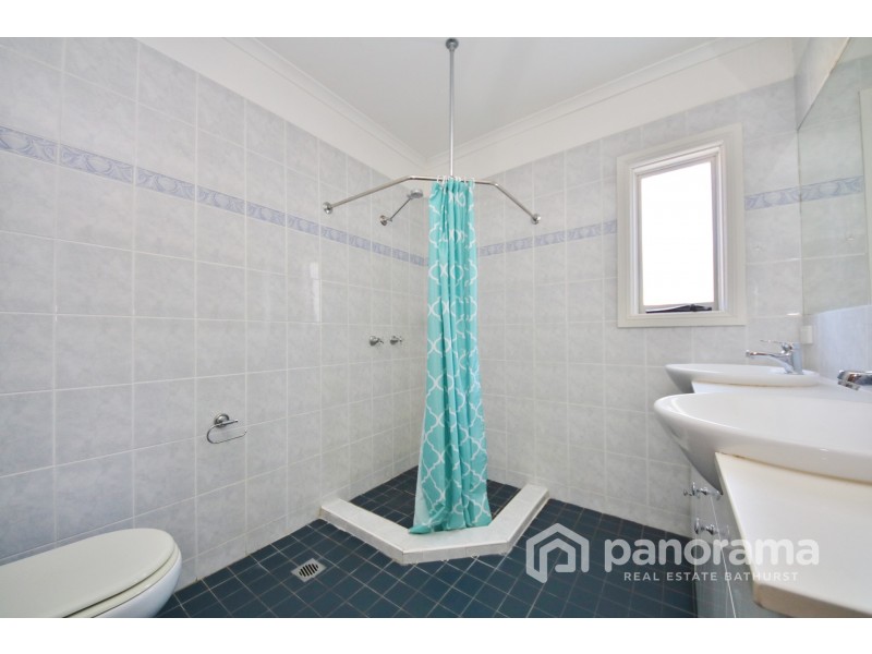 274 Rankin Street, Bathurst NSW 2795