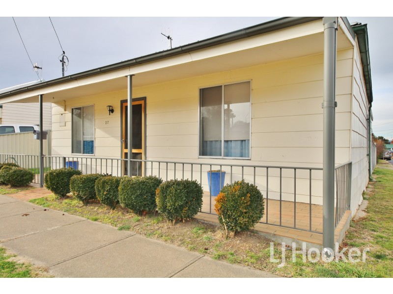 27 Lambert Street, Bathurst NSW 2795