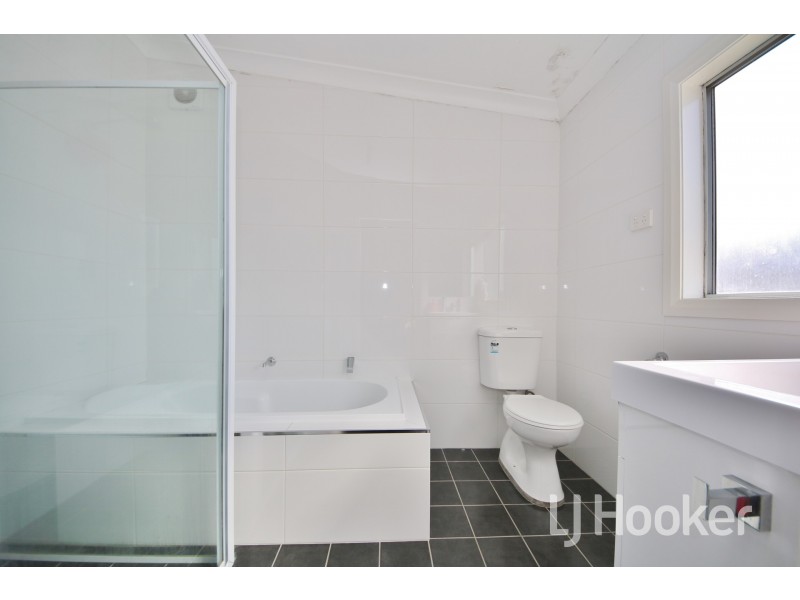 27 Lambert Street, Bathurst NSW 2795