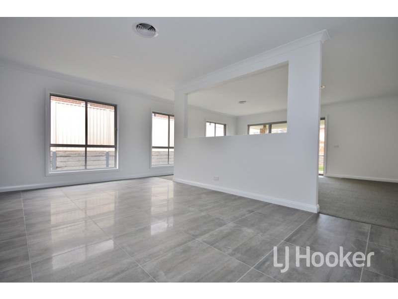 50 Mendel Drive, Kelso NSW 2795