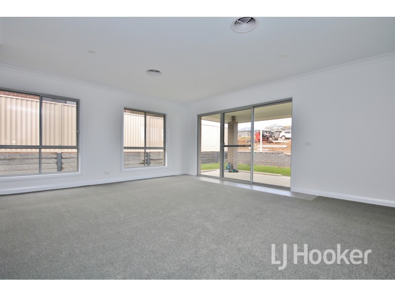 50 Mendel Drive, Kelso NSW 2795