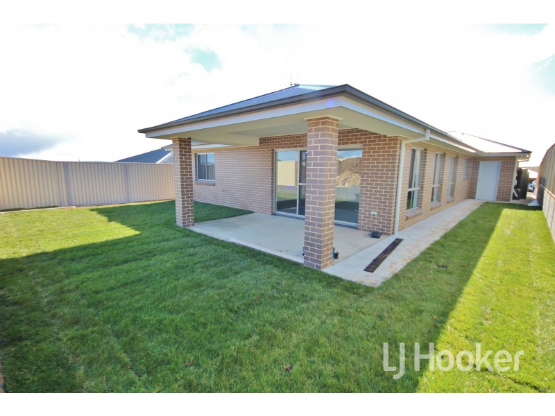 50 Mendel Drive, Kelso NSW 2795