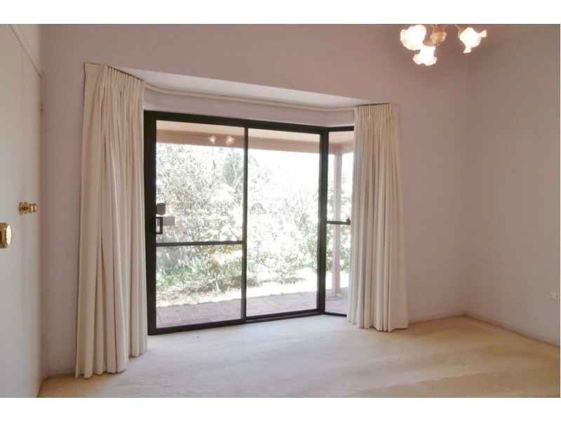 5 Cambewarra Court, Bathurst NSW 2795