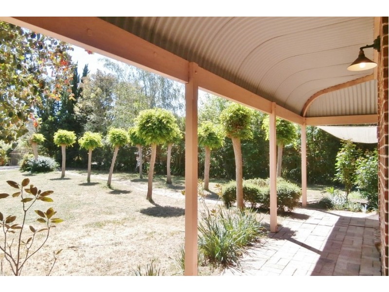 5 Cambewarra Court, Bathurst NSW 2795