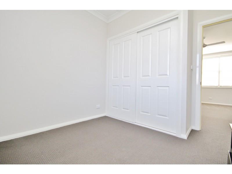 328 Rocket Street, Bathurst NSW 2795