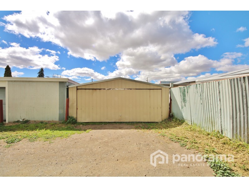 96 Durham Street, Bathurst NSW 2795