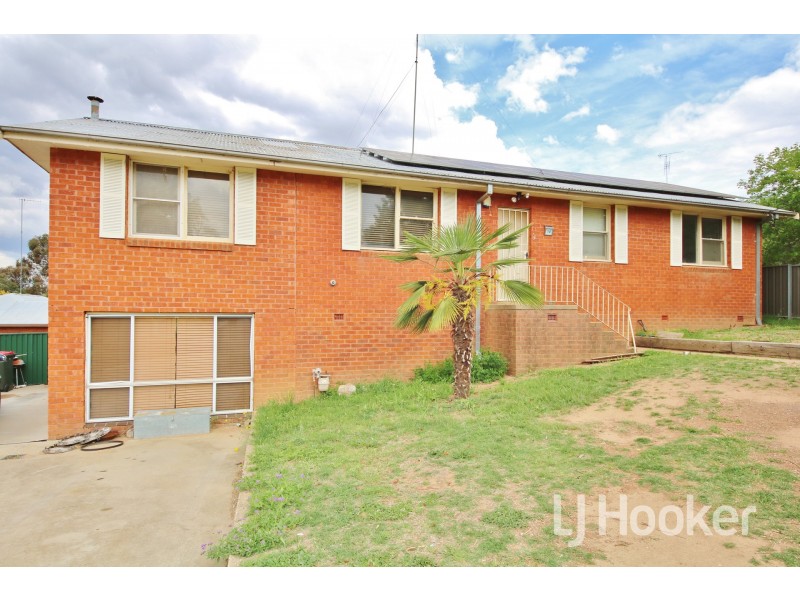 14 Commonwealth Street, West Bathurst NSW 2795