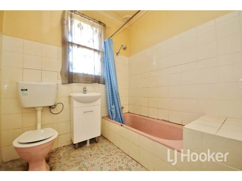 14 Commonwealth Street, West Bathurst NSW 2795