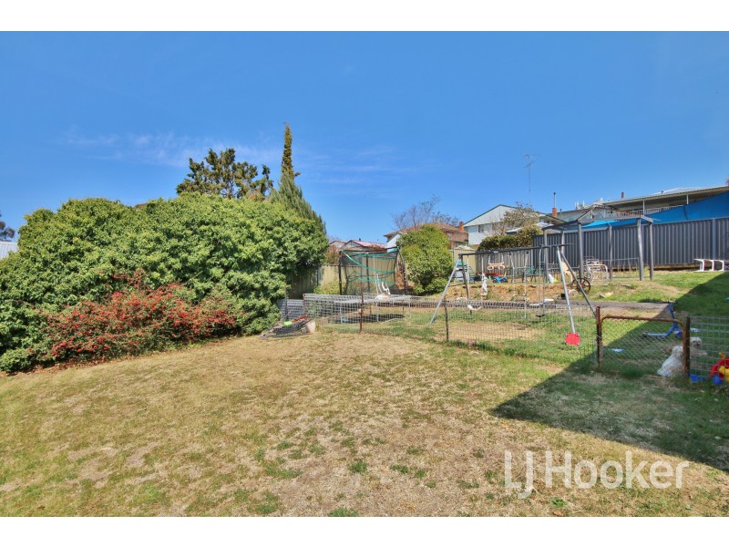 14 Commonwealth Street, West Bathurst NSW 2795