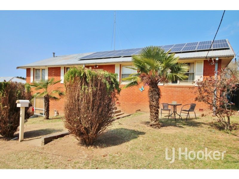 14 Commonwealth Street, West Bathurst NSW 2795