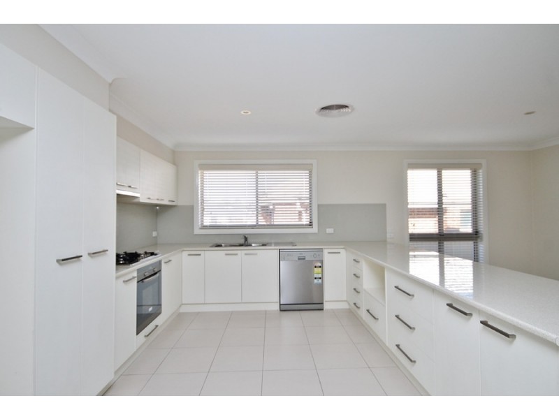 2A She Oak Close, Bathurst NSW 2795