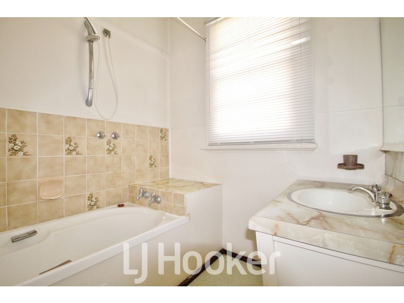 350 Stewart Street, Bathurst NSW 2795