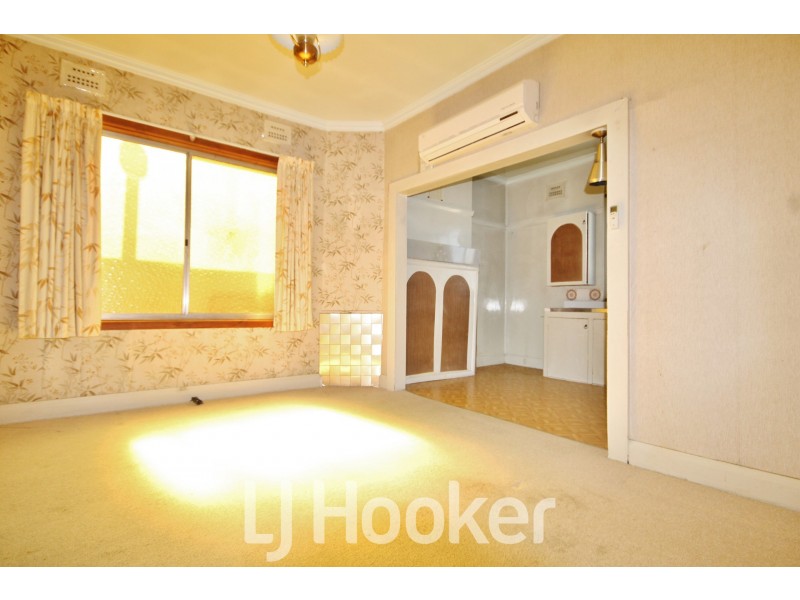 350 Stewart Street, Bathurst NSW 2795