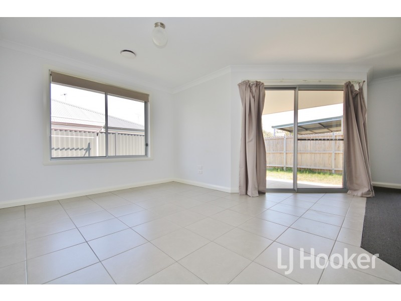 3/245 Browning Street, Bathurst NSW 2795