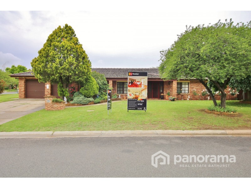 16 Messenger Street, Windradyne NSW 2795