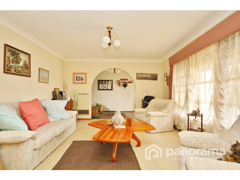 16 Messenger Street, Windradyne NSW 2795