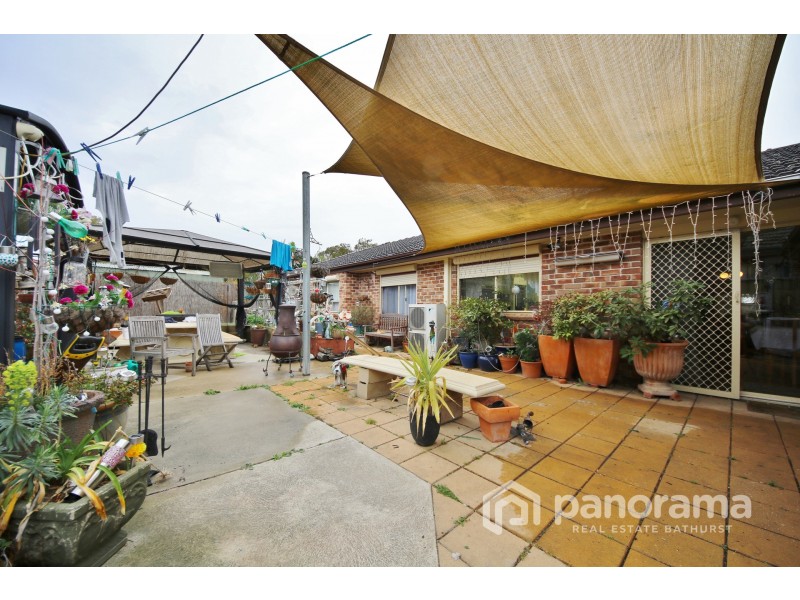 16 Messenger Street, Windradyne NSW 2795