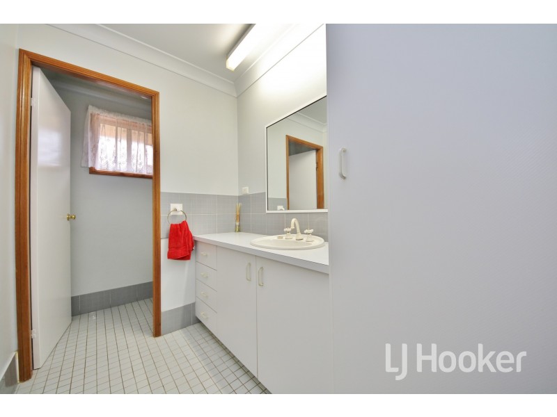 16 Messenger Street, Windradyne NSW 2795