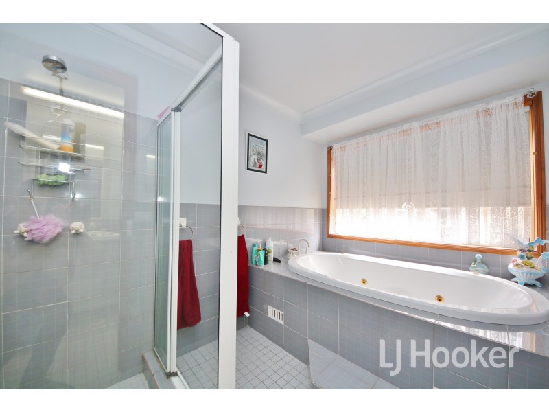 16 Messenger Street, Windradyne NSW 2795
