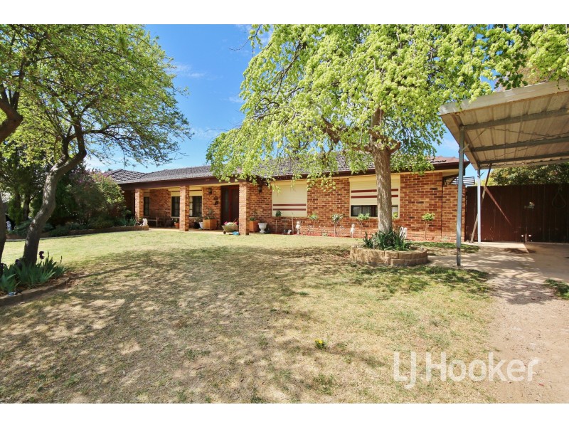 16 Messenger Street, Windradyne NSW 2795