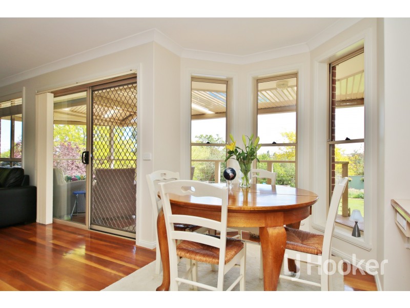 11 Maple Close, Kelso NSW 2795