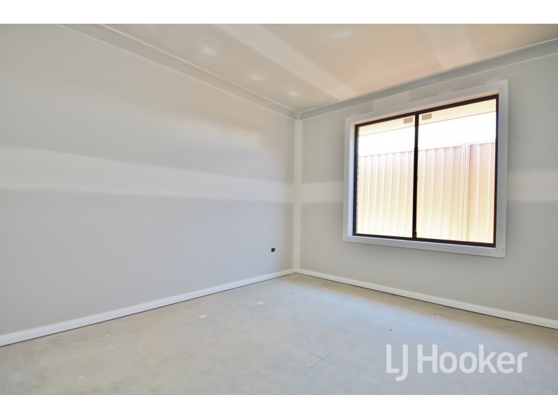 14 Kemp Street, Eglinton NSW 2795