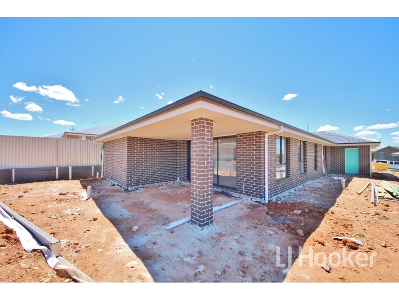 14 Kemp Street, Eglinton NSW 2795