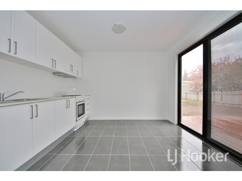 33 Stewart Street, Bathurst NSW 2795