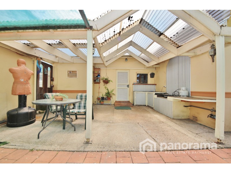 10 George Street, Bathurst NSW 2795