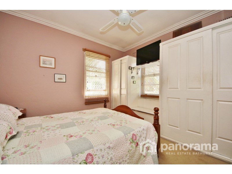 10 George Street, Bathurst NSW 2795