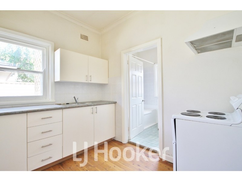 80 Havannah Street, Bathurst NSW 2795