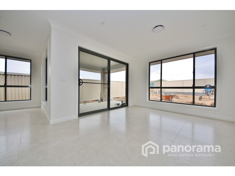 14 Granite Rise, Kelso NSW 2795