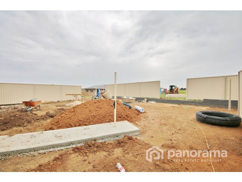 14 Granite Rise, Kelso NSW 2795