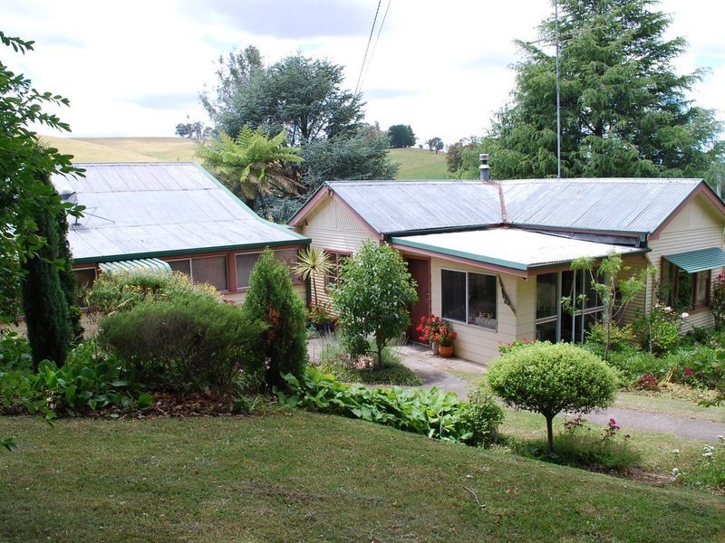 Dark Corner NSW 2795