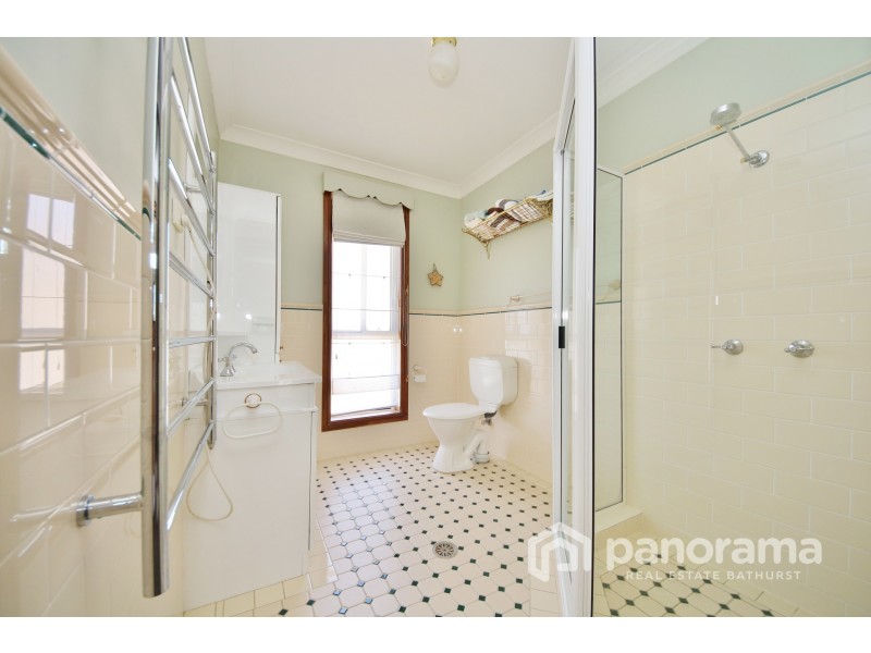 5 Lorimer Street, Llanarth NSW 2795 LJ Hooker Bathurst For Sale