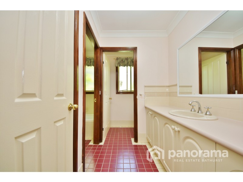 5 Lorimer Street, Llanarth NSW 2795