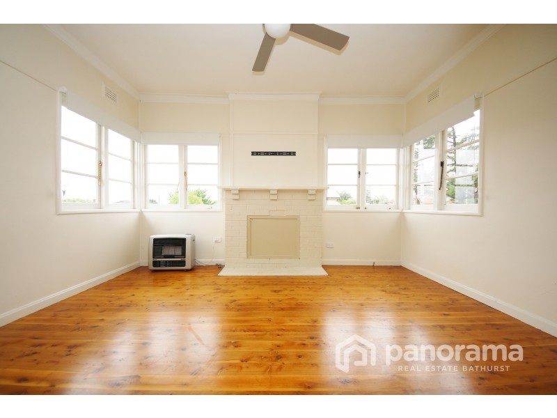 7 Vittoria Street, West Bathurst NSW 2795