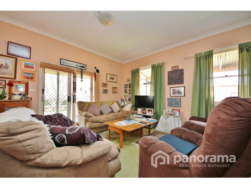 40 Bant Street, South Bathurst NSW 2795