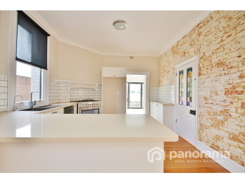 138 Russell Street, Bathurst NSW 2795