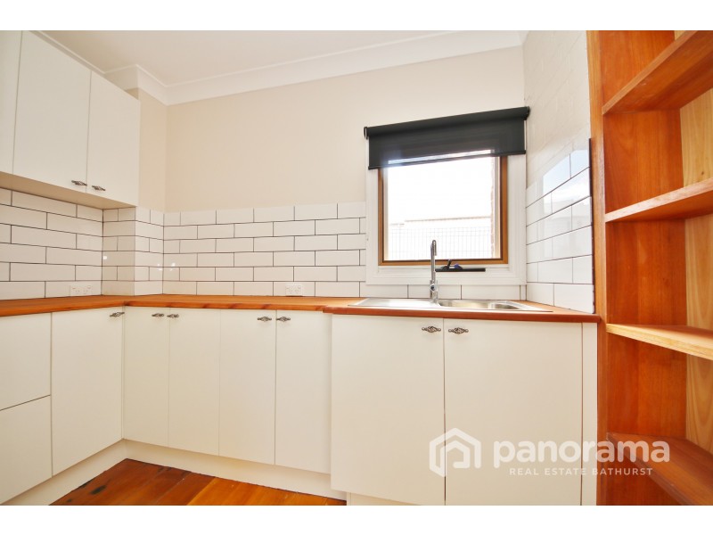 138 Russell Street, Bathurst NSW 2795