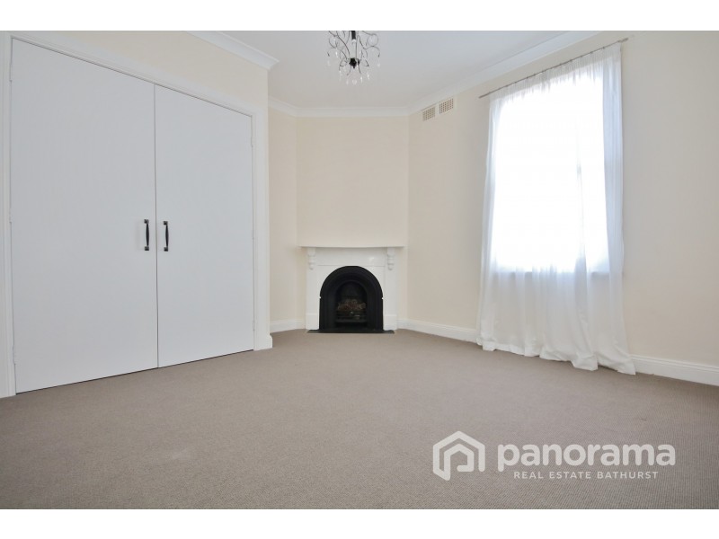 138 Russell Street, Bathurst NSW 2795