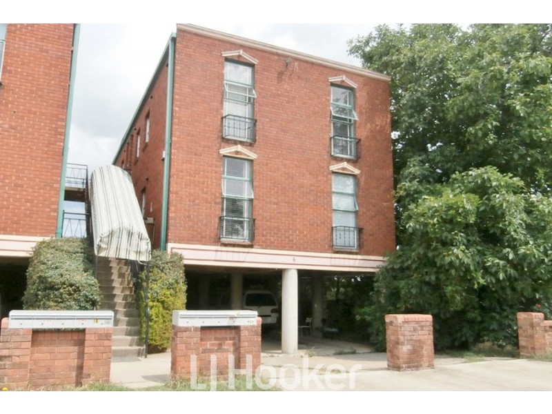 1/6 William Street, Bathurst NSW 2795