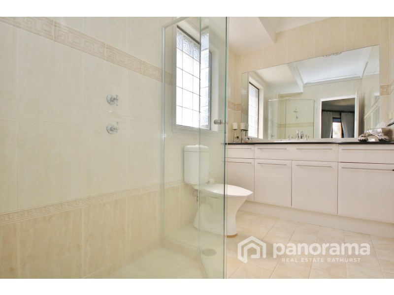 59 Clear Creek Road, Clear Creek NSW 2795